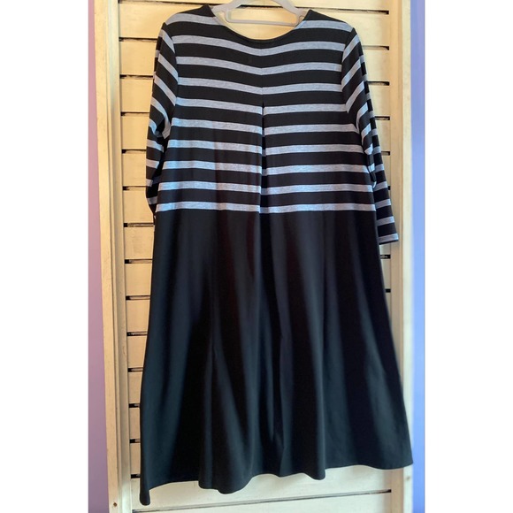 J.Jill Woman’s dress size M black azure stripes long sleeve super soft, knee NWT - Picture 4 of 10